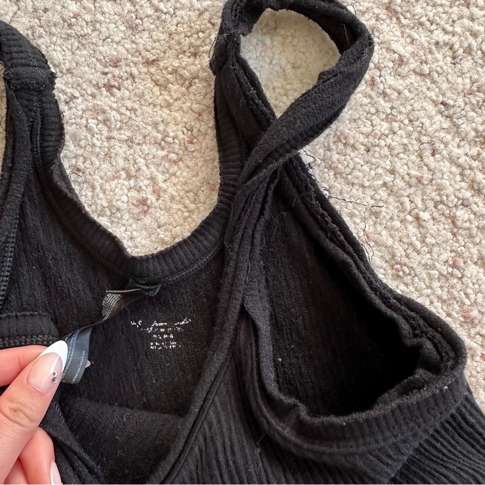UO Black Ribbed Tank - Picture 3 of 3